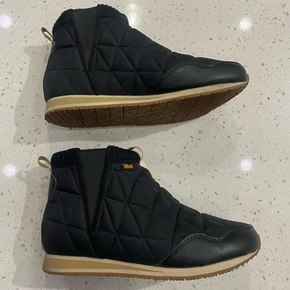 EUC Teva ReEMBER Mid Slip-On - Picture 3 of 6